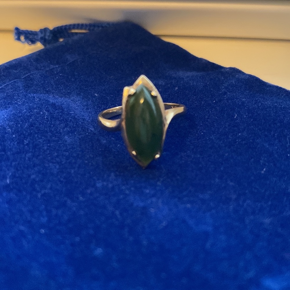 Antique 10k Gold Jade Ring